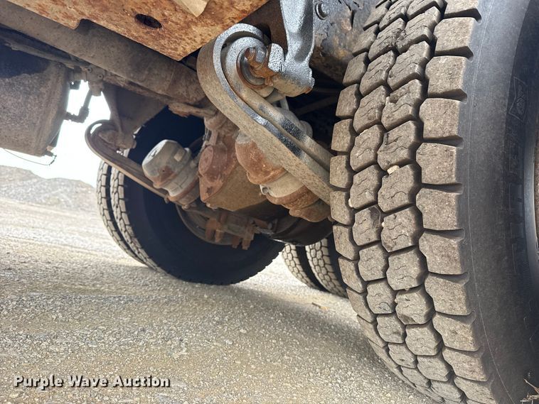 image for item NU9614 2012 Freightliner Business Class M2 crane truck