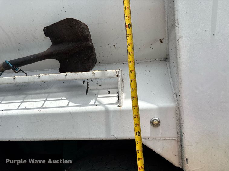 image for item YA0633 2016 Peterbilt 367 dump truck