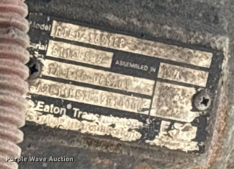 image for item YA0633 2016 Peterbilt 367 dump truck