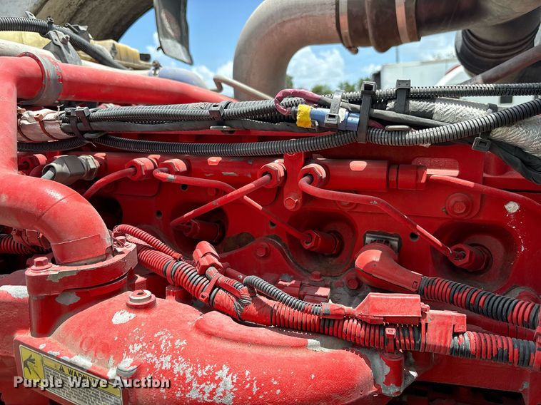 image for item YA0633 2016 Peterbilt 367 dump truck