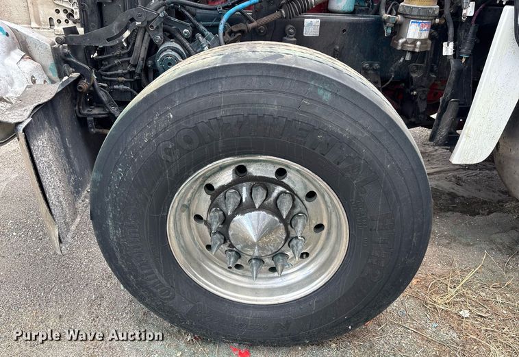 image for item YA0633 2016 Peterbilt 367 dump truck