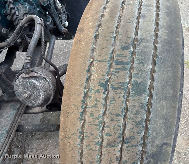 image for item YA0633 2016 Peterbilt 367 dump truck