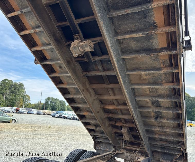 image for item YA0851 2007 Mack CTP713 dump truck