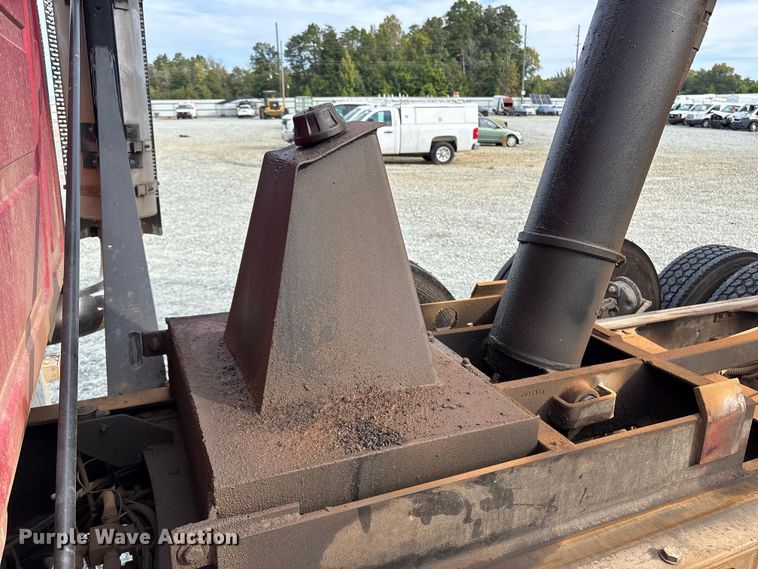 image for item YA0851 2007 Mack CTP713 dump truck