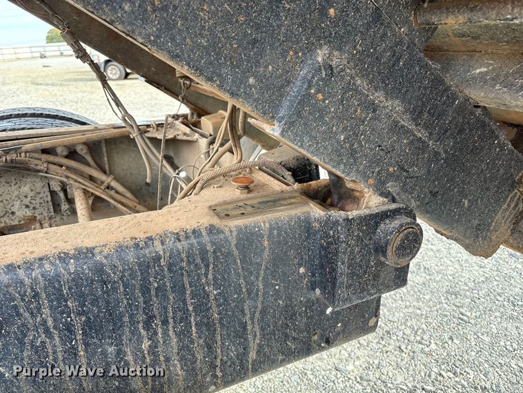 image for item YA0851 2007 Mack CTP713 dump truck