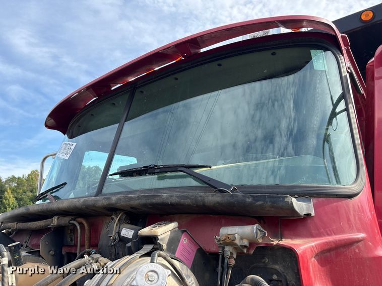 image for item YA0851 2007 Mack CTP713 dump truck