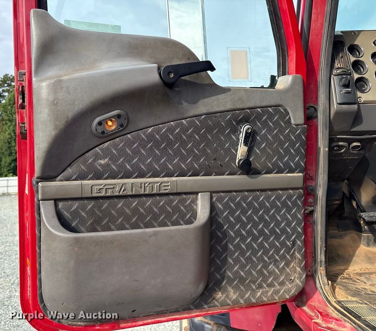 image for item YA0851 2007 Mack CTP713 dump truck