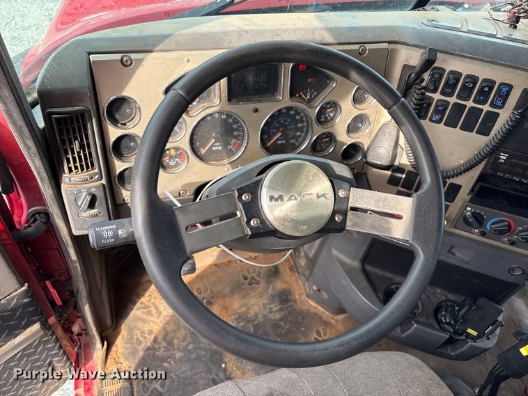 image for item YA0851 2007 Mack CTP713 dump truck