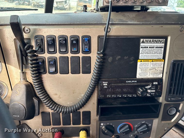 image for item YA0851 2007 Mack CTP713 dump truck