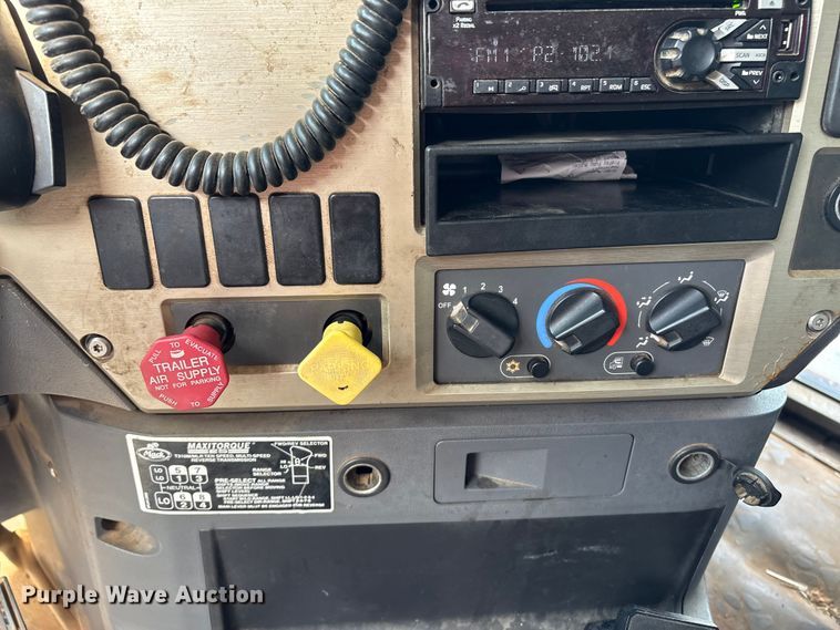 image for item YA0851 2007 Mack CTP713 dump truck