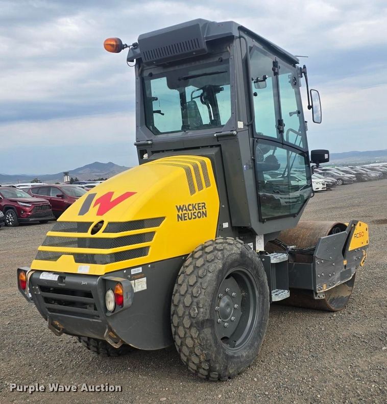 image for item YA0854 2020 Wacker Nuson RC50 single drum vibratory roller