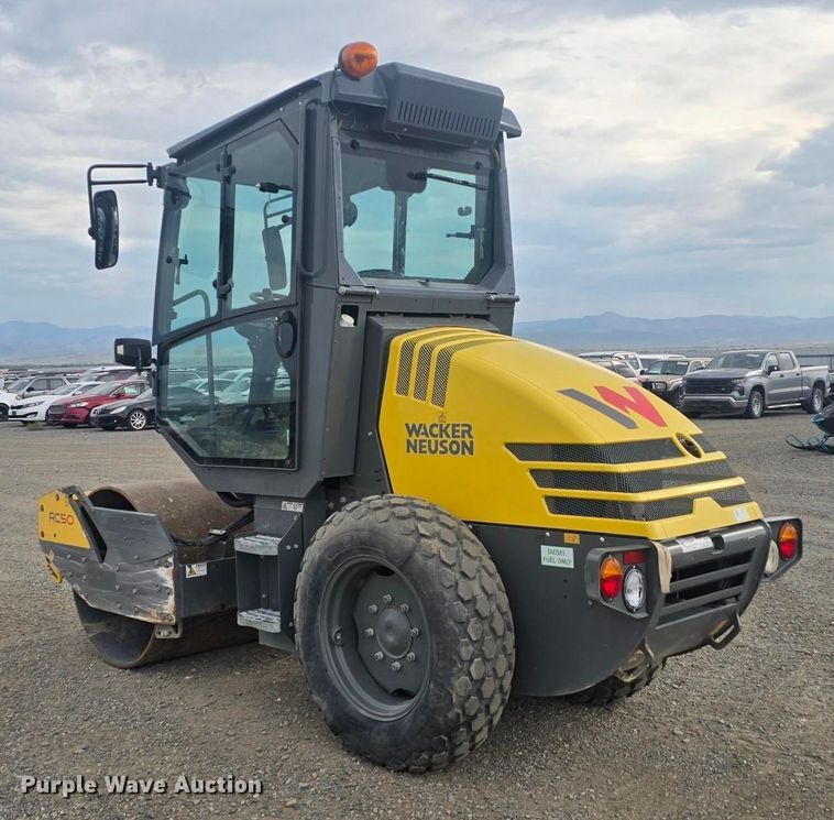 image for item YA0854 2020 Wacker Nuson RC50 single drum vibratory roller