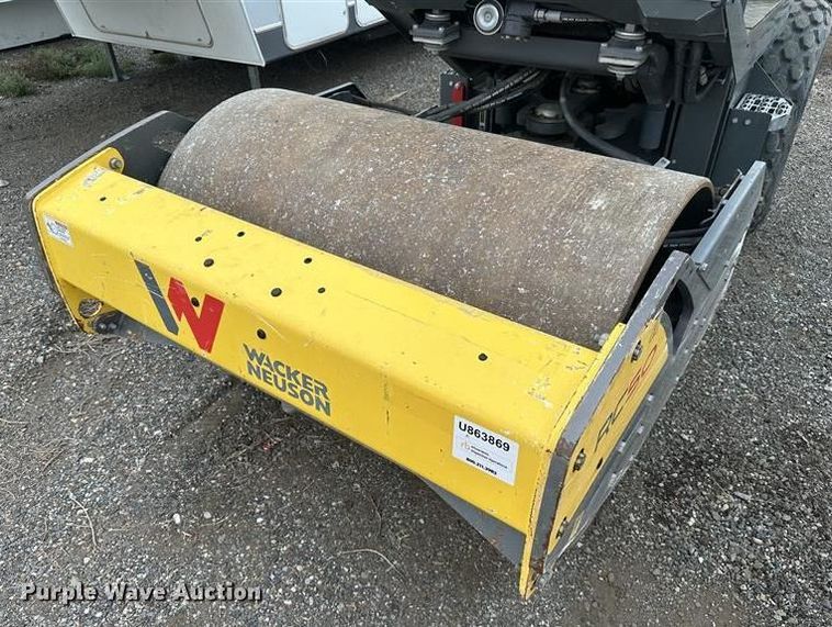 image for item YA0854 2020 Wacker Nuson RC50 single drum vibratory roller