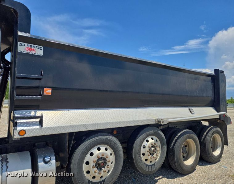 image for item YA0868 2025 Kenworth T880 dump truck