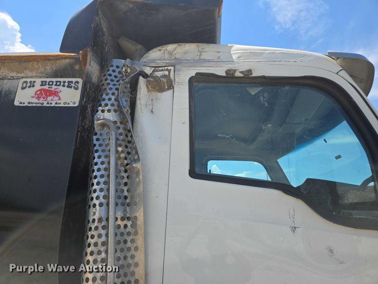 image for item YA0868 2025 Kenworth T880 dump truck