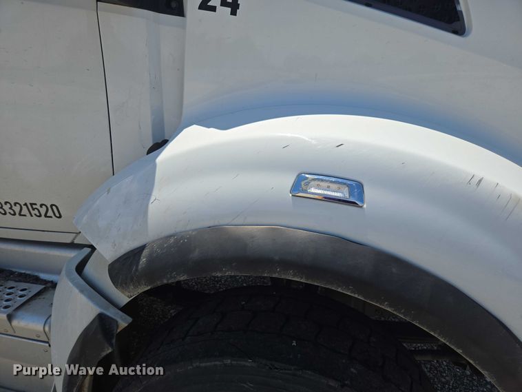 image for item YA0868 2025 Kenworth T880 dump truck