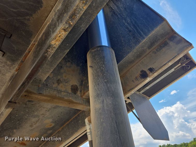 image for item YA0868 2025 Kenworth T880 dump truck