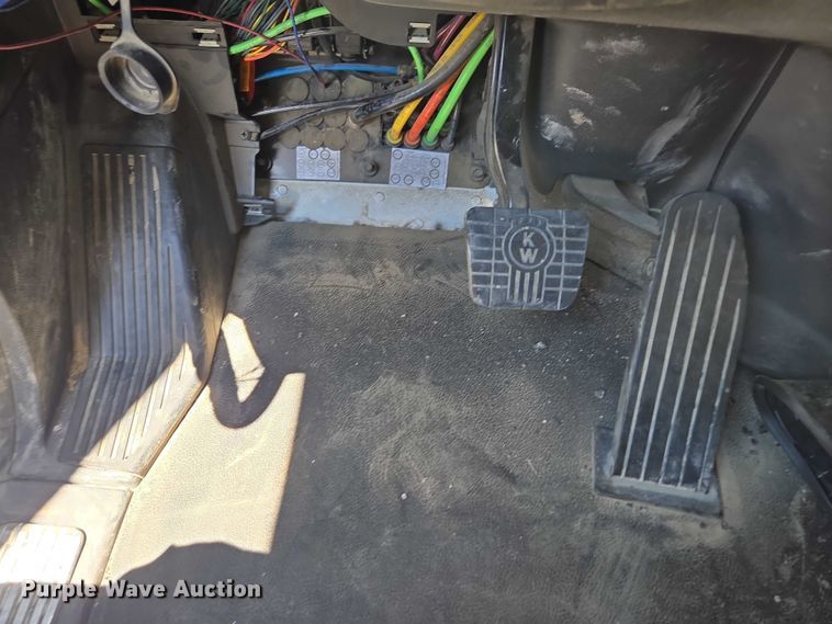 image for item YA0868 2025 Kenworth T880 dump truck