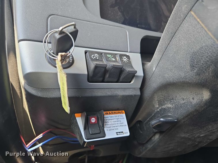 image for item YA0868 2025 Kenworth T880 dump truck