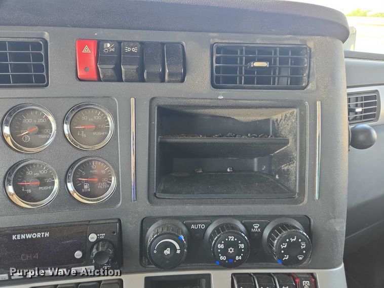 image for item YA0868 2025 Kenworth T880 dump truck