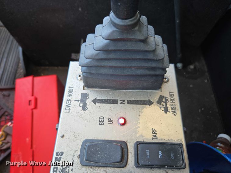 image for item YA0868 2025 Kenworth T880 dump truck