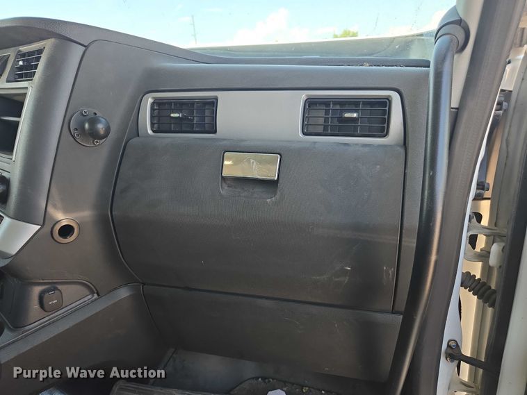 image for item YA0868 2025 Kenworth T880 dump truck