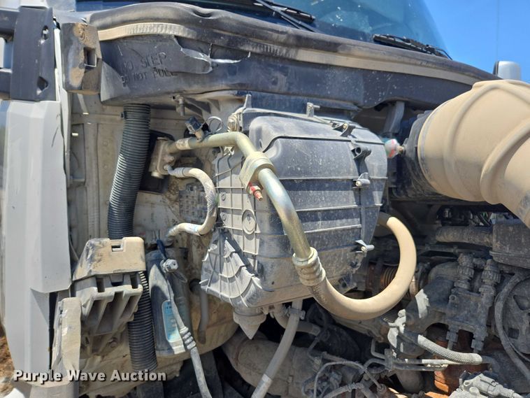 image for item YA0868 2025 Kenworth T880 dump truck