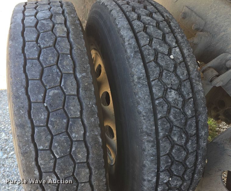 image for item YA0868 2025 Kenworth T880 dump truck