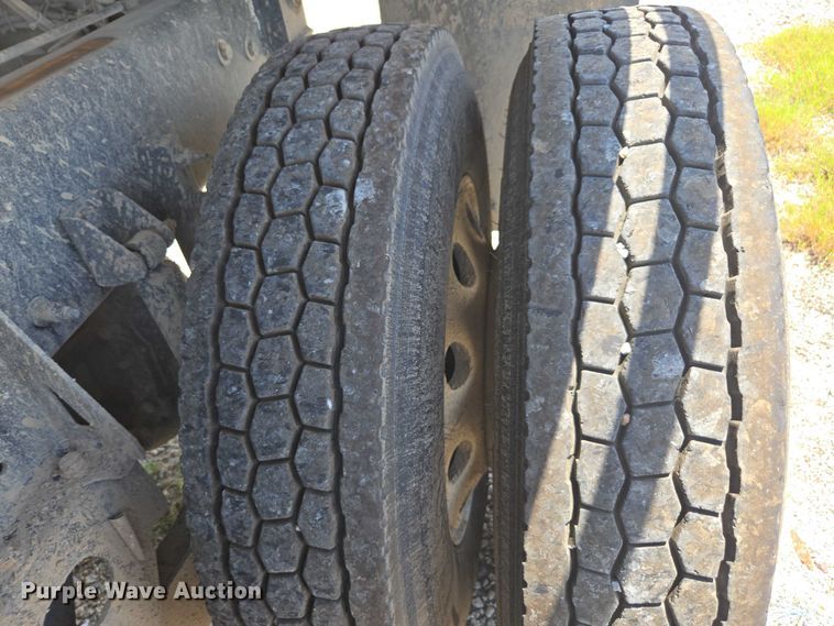 image for item YA0868 2025 Kenworth T880 dump truck