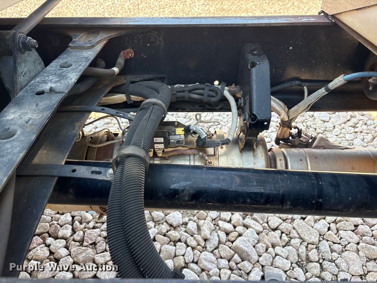 image for item YA0943 2015 Freightliner  M2 truck chassis with Finn MBX10 material blower