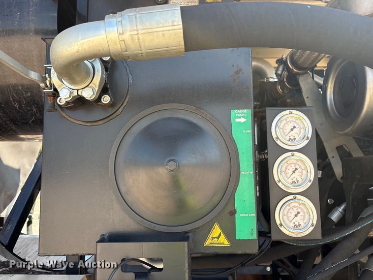 image for item YA0943 2015 Freightliner  M2 truck chassis with Finn MBX10 material blower