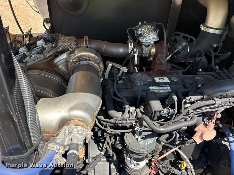 image for item YA0943 2015 Freightliner  M2 truck chassis with Finn MBX10 material blower