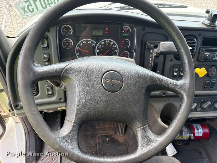 image for item YA0943 2015 Freightliner  M2 truck chassis with Finn MBX10 material blower