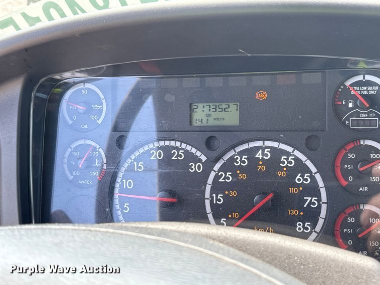 image for item YA0943 2015 Freightliner  M2 truck chassis with Finn MBX10 material blower