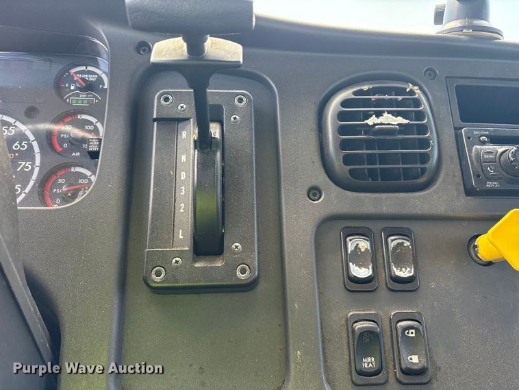 image for item YA0943 2015 Freightliner  M2 truck chassis with Finn MBX10 material blower