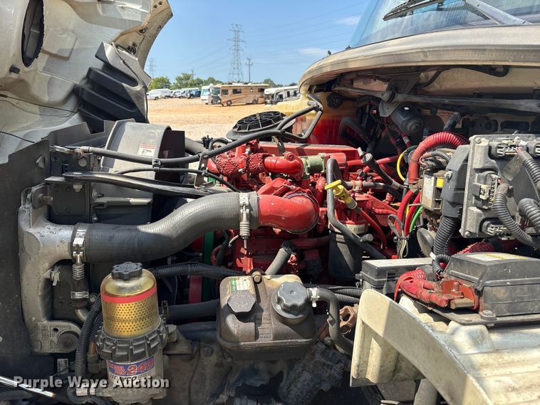 image for item YA0943 2015 Freightliner  M2 truck chassis with Finn MBX10 material blower