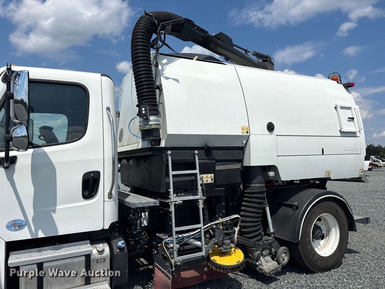 image for item YA1012 2024 Freightliner Business Class M2 street sweeper truck