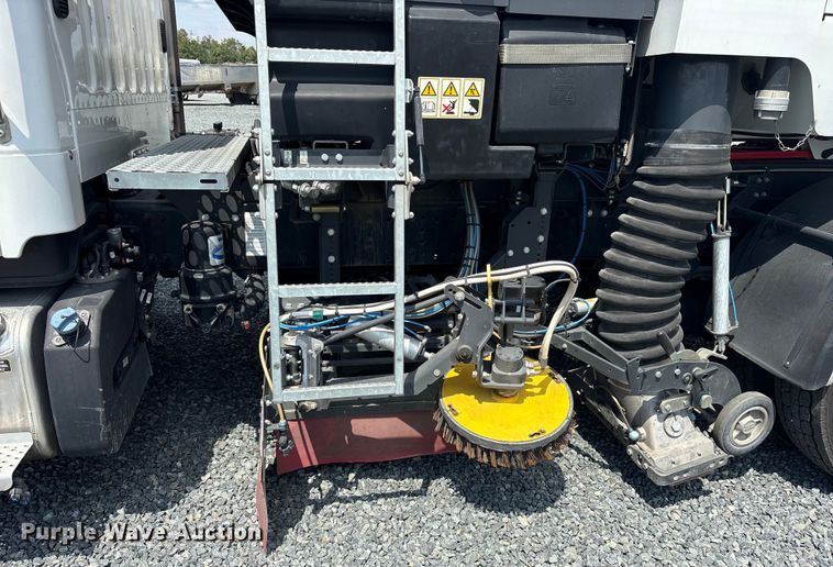 image for item YA1012 2024 Freightliner Business Class M2 street sweeper truck