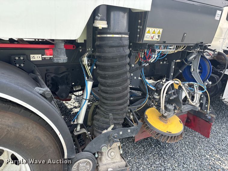 image for item YA1012 2024 Freightliner Business Class M2 street sweeper truck