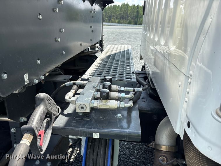 image for item YA1012 2024 Freightliner Business Class M2 street sweeper truck