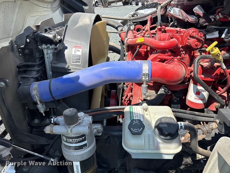 image for item YA1012 2024 Freightliner Business Class M2 street sweeper truck