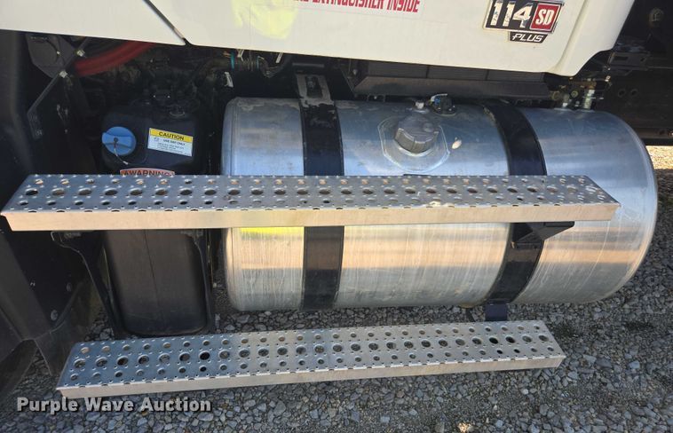 image for item YA1021 2025 Freightliner 114SD hydrovac truck