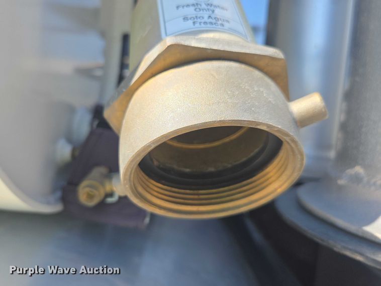 image for item YA1021 2025 Freightliner 114SD hydrovac truck