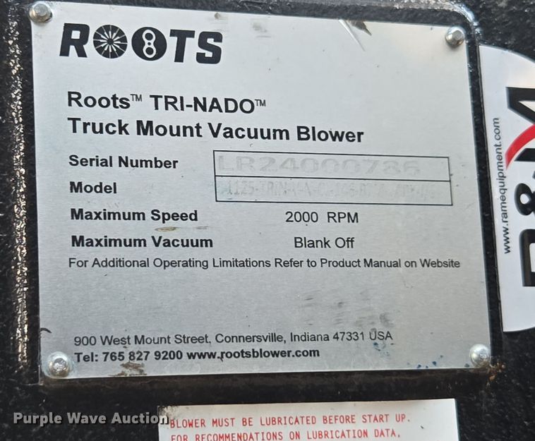 image for item YA1021 2025 Freightliner 114SD hydrovac truck