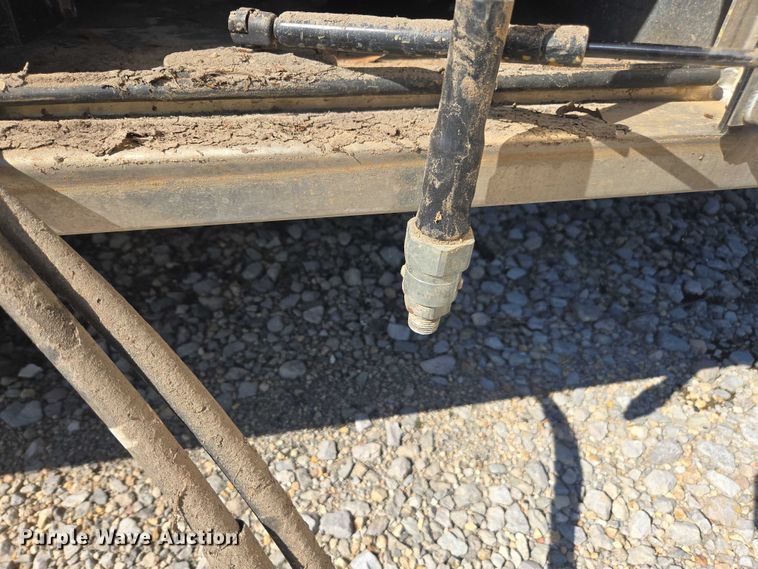 image for item YA1021 2025 Freightliner 114SD hydrovac truck