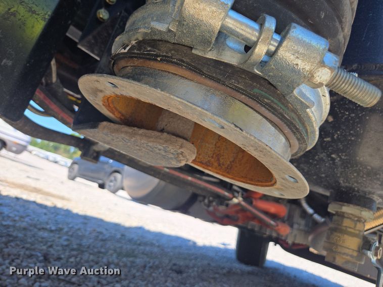 image for item YA1021 2025 Freightliner 114SD hydrovac truck