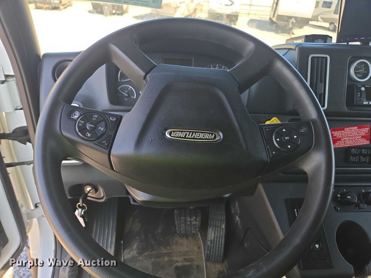 image for item YA1021 2025 Freightliner 114SD hydrovac truck