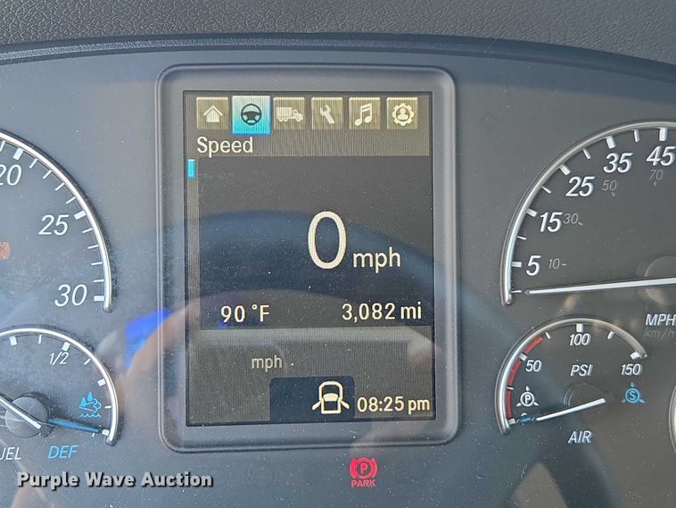 image for item YA1021 2025 Freightliner 114SD hydrovac truck