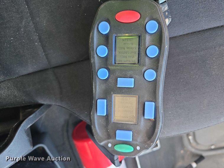 image for item YA1021 2025 Freightliner 114SD hydrovac truck