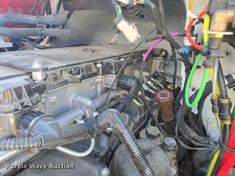 image for item YA1021 2025 Freightliner 114SD hydrovac truck